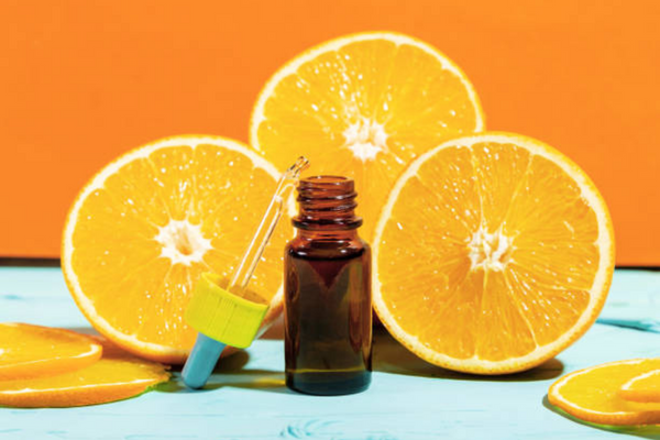Serum Vitamin C là “vũ khí” hữu hiệu làm đẹp da nhanh chóng cho phái đẹp