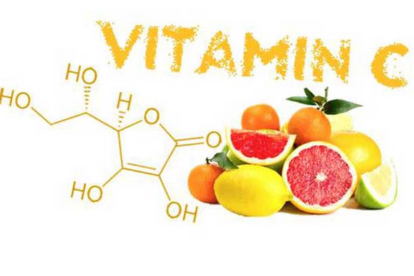 Vitamin C là một dưỡng chất không thể thiếu với cơ thể và làn da
