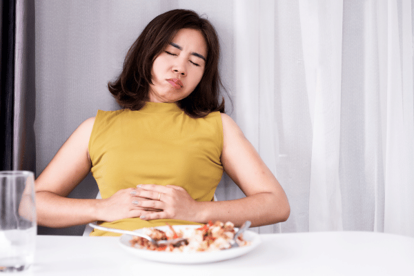 Liệu có nên ăn xong nằm ngay?
