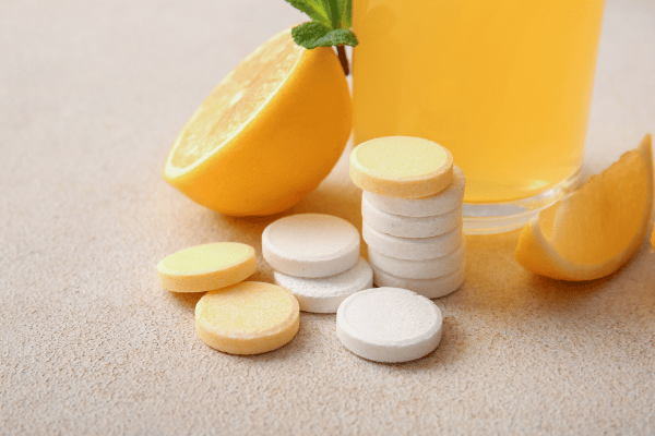 Hạn chế bổ sung vitamin C vào buổi tối để tránh khó ngủ, mất ngủ