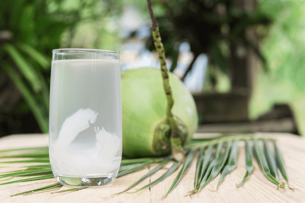 Uống nước nước dừa có tốt không