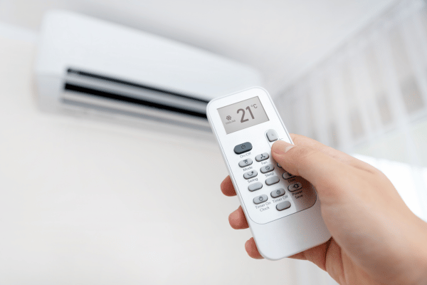 Điều chỉnh nhiệt độ phòng hợp lý để ngủ ngon hơn