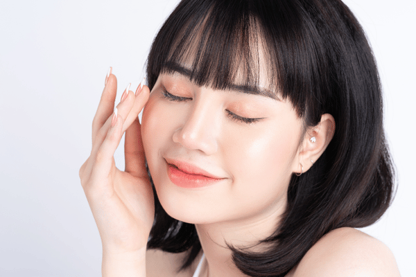 Ăn tỏi đen có tác dụng gì? Làm đẹp da chính là công dụng tuyệt vời của tỏi đen