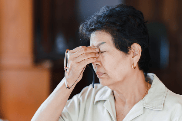 Suy giảm trí nhớ khiến bạn gặp khó khăn trong việc ghi nhớ thông tin